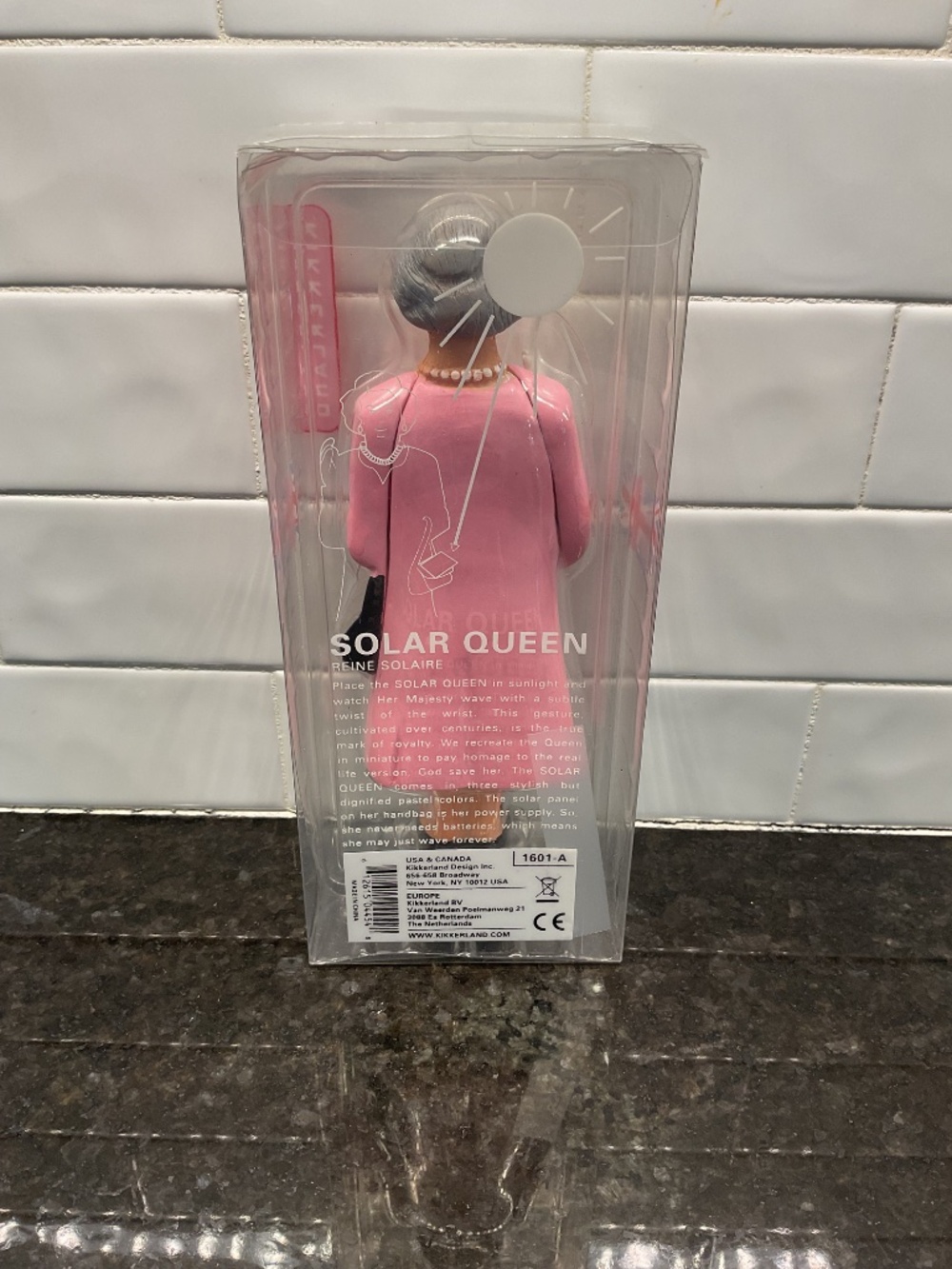 Solar Queen Elizabeth - Picture 2 of 9